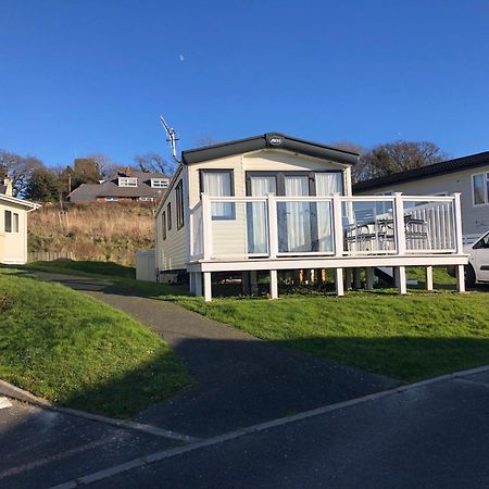 Classy Caravan With Ample Space Bembridge Exteriér fotografie